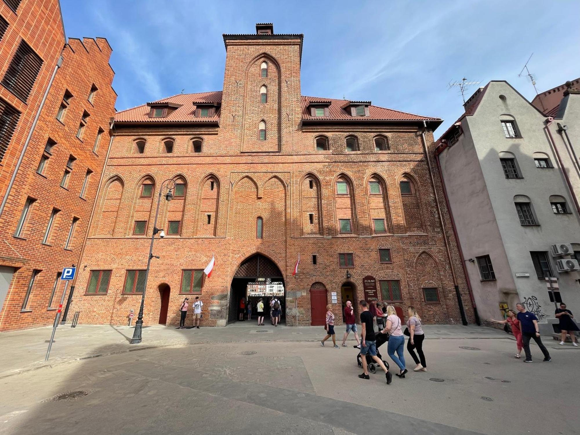 Апартаменты H&T Old Town Szeroka 77 Гданьск Экстерьер фото